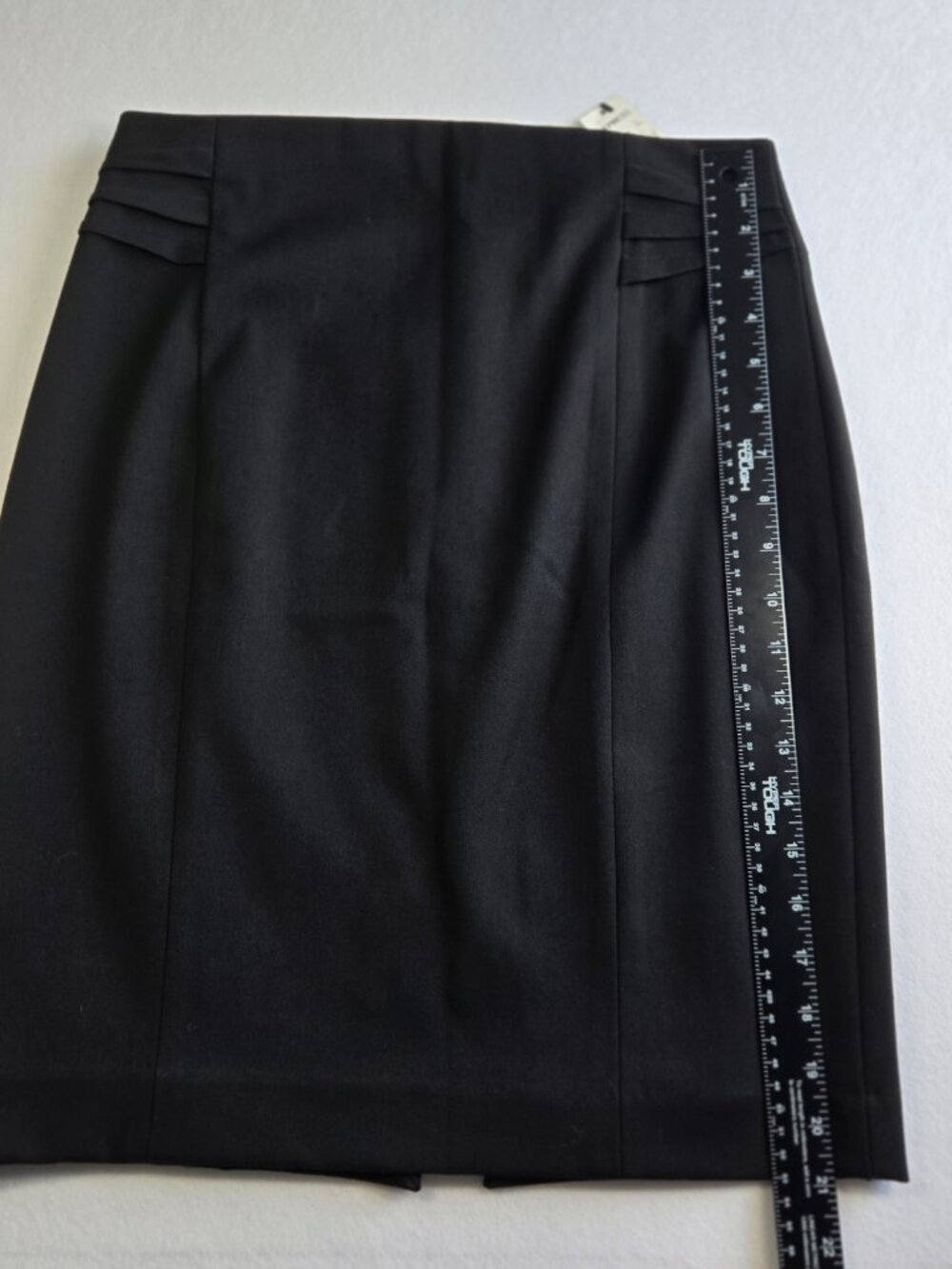Express Women's Black Skirt Size 6